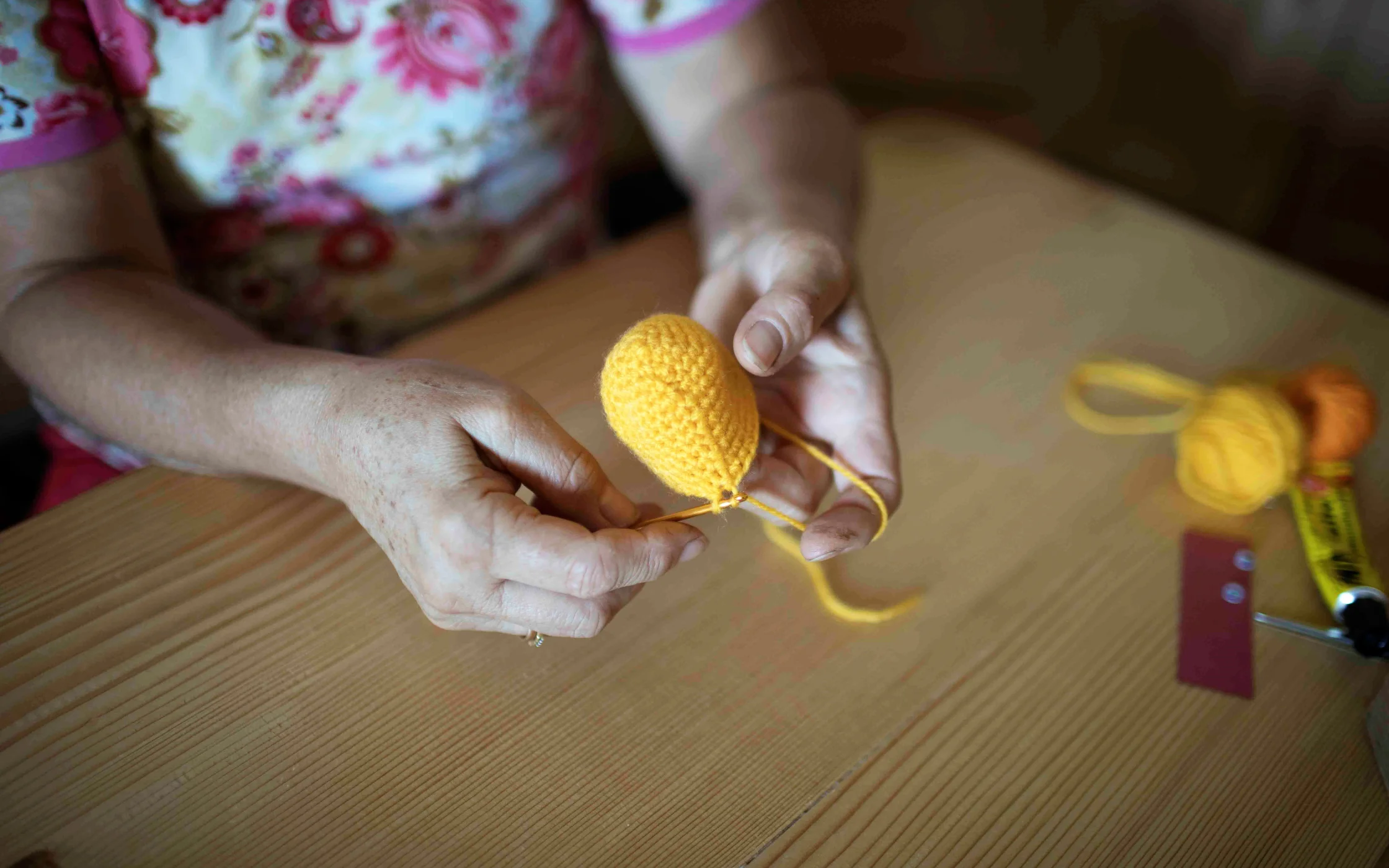 Schritt 2 Eiermtzen_Mathilde Wieserarminhuber_2017 hp.jpg